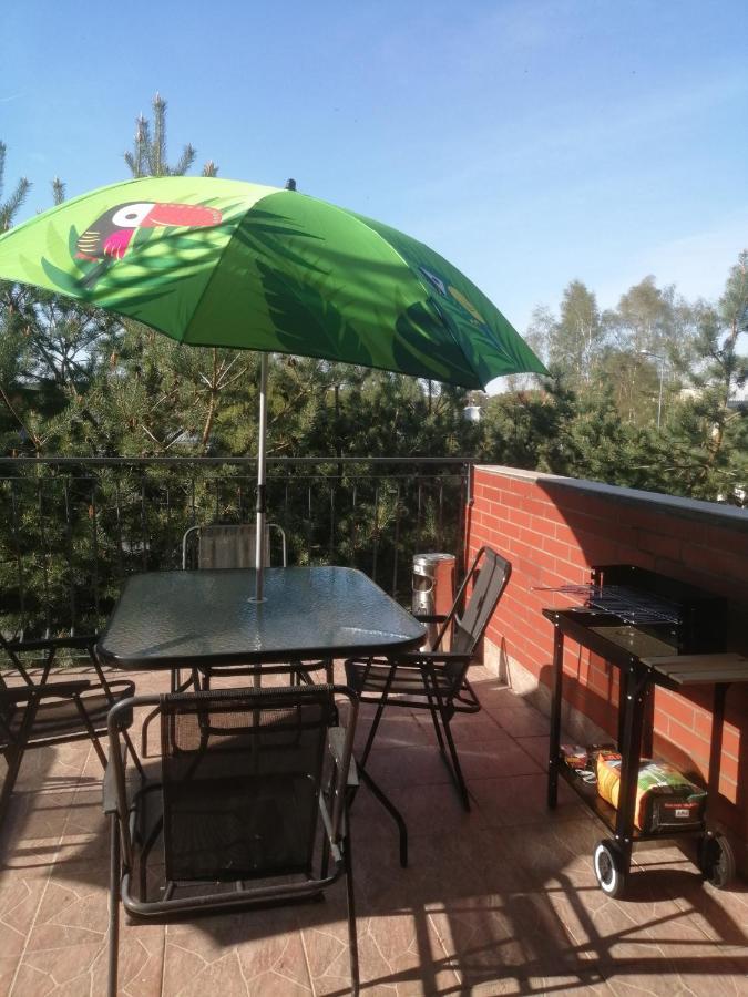 Pokoje Goscinne U Bosmana Dzwirzyno Bagian luar foto